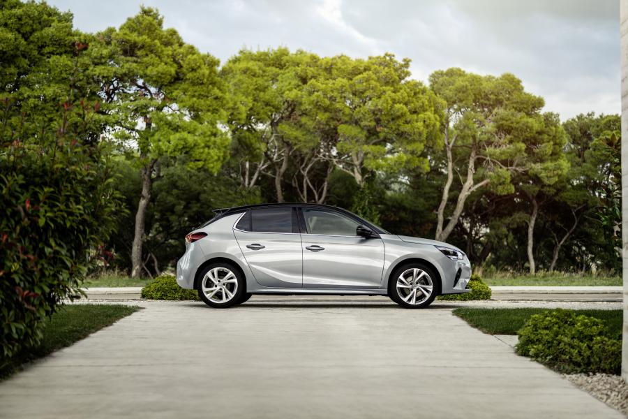  Opel Corsa (F) 2019 года  (фото 23 из 35)